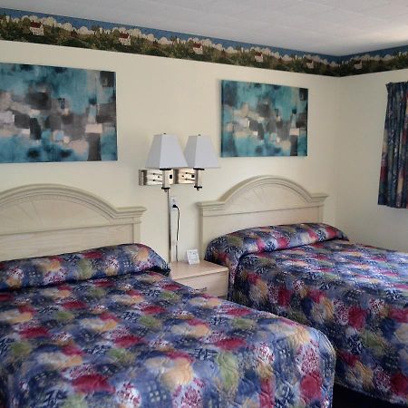 Stratford Suburban Motel エクステリア 写真