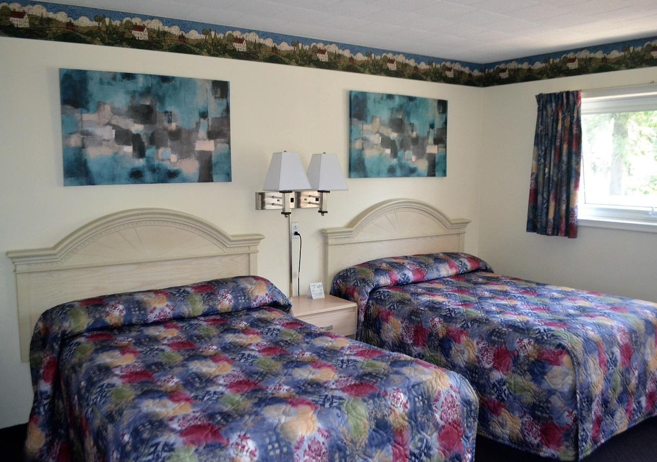 Stratford Suburban Motel エクステリア 写真
